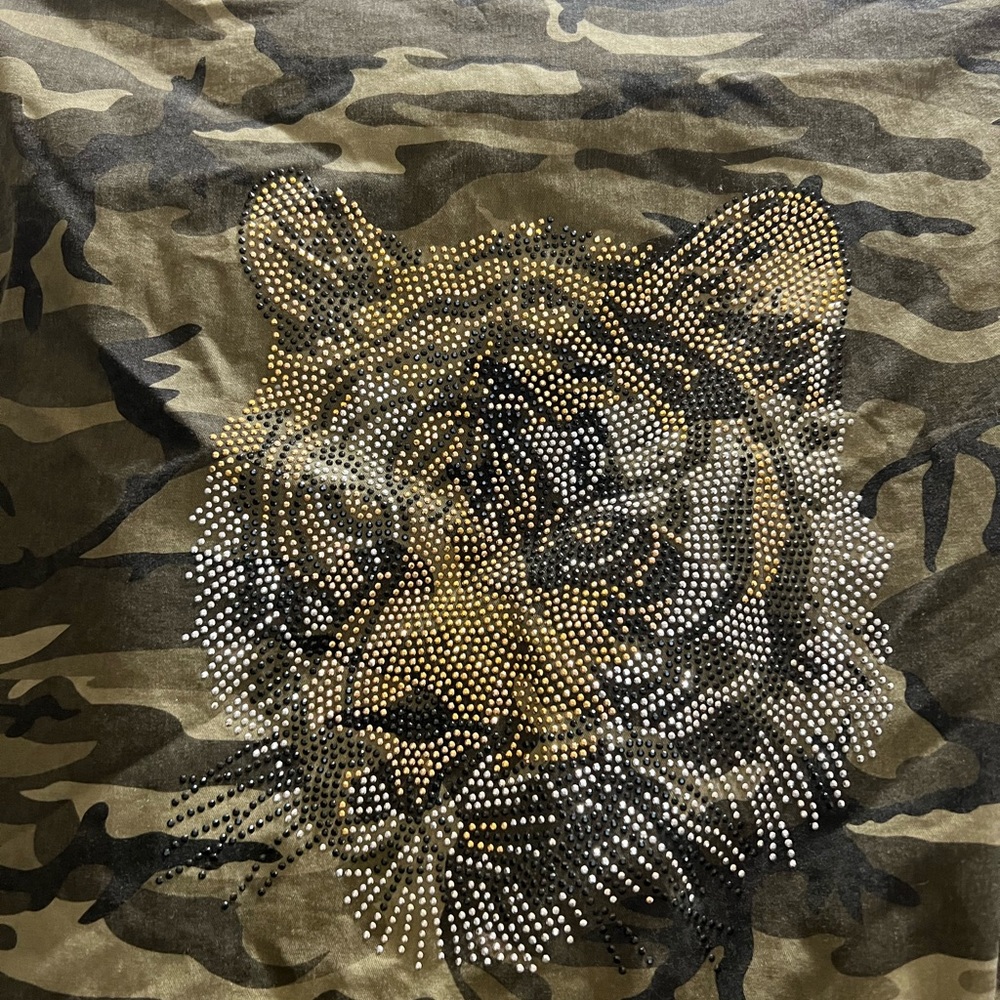 Ashley By 26 Women's Camouflage Tiger Embellished Jacket Size Small - Picture 5 of 8